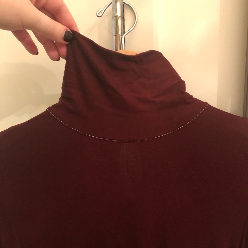 ⛔️SOLD⛔️ Lafayette 148 NY ♥️ Unique Embellished Top
